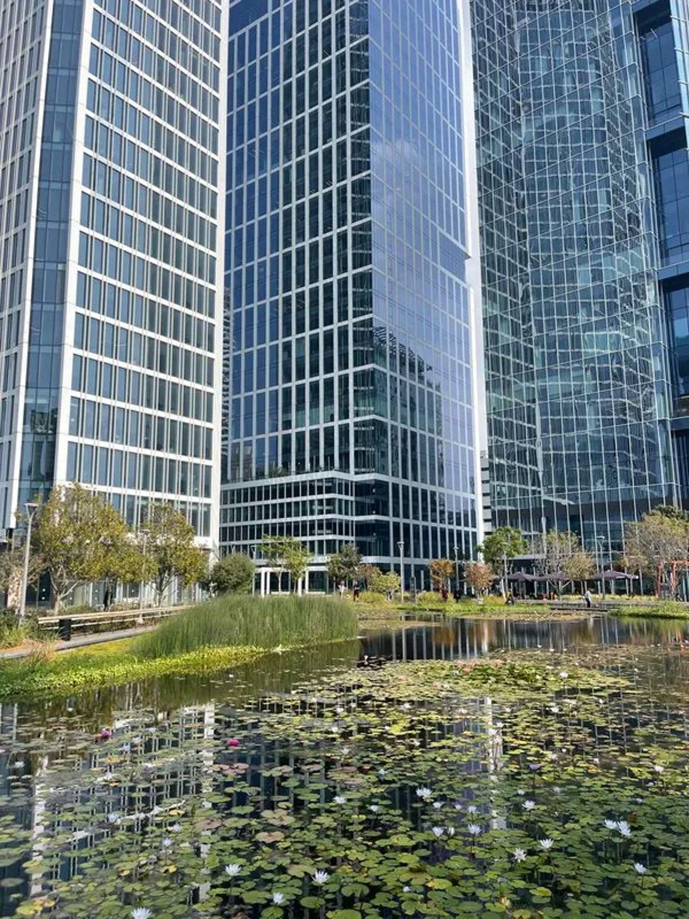 בניין משרדים בתל אביב - מגדל אקרו Acro Tower ביצחק שדה 8, תל אביב - תמונה 2