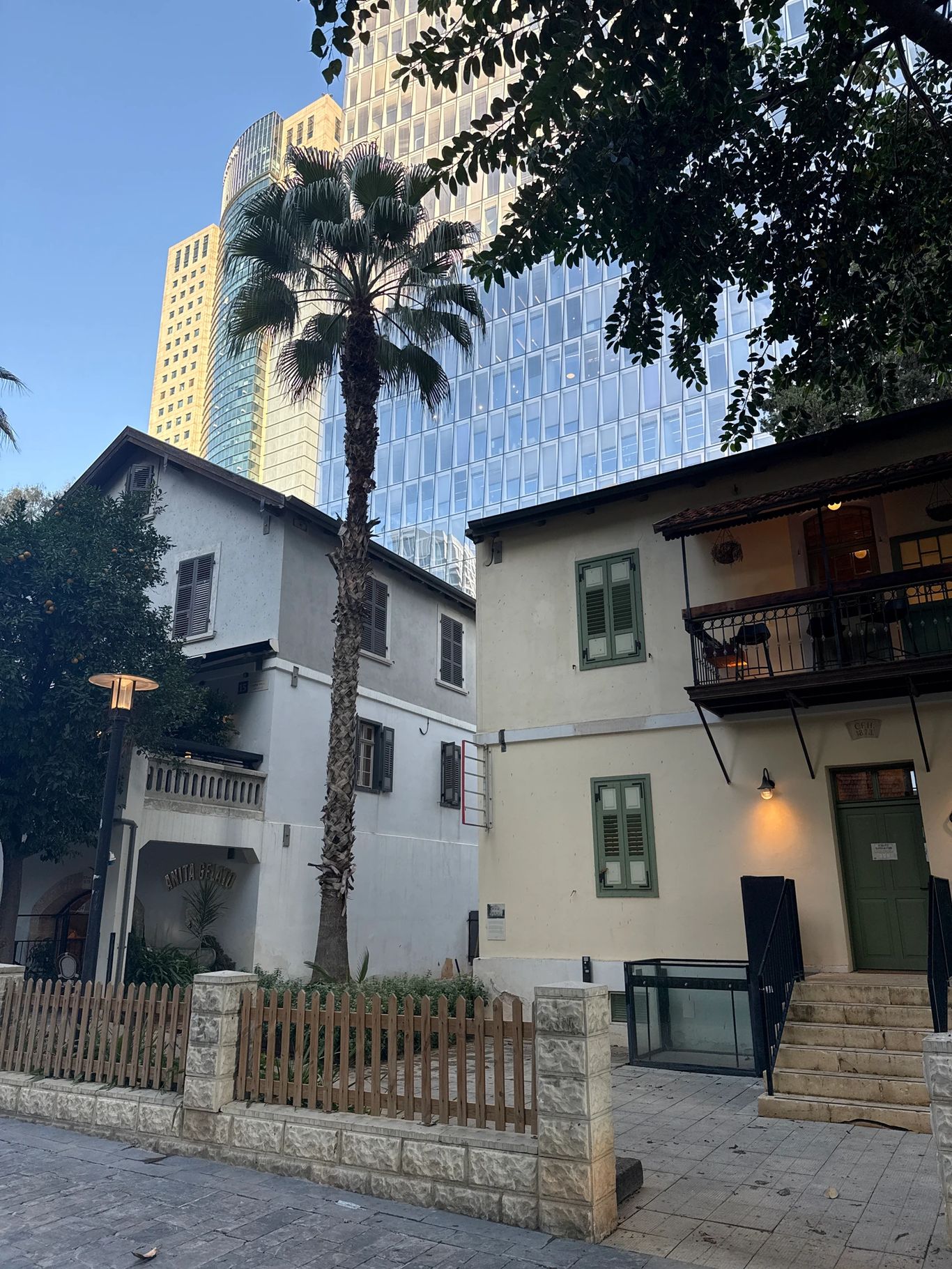 בניין משרדים בתל אביב - מבני הטמפלרים בשרונה במתחם שרונה, אלוף אלברט מנדלר 6, תל אביב-יפו - תמונה 5