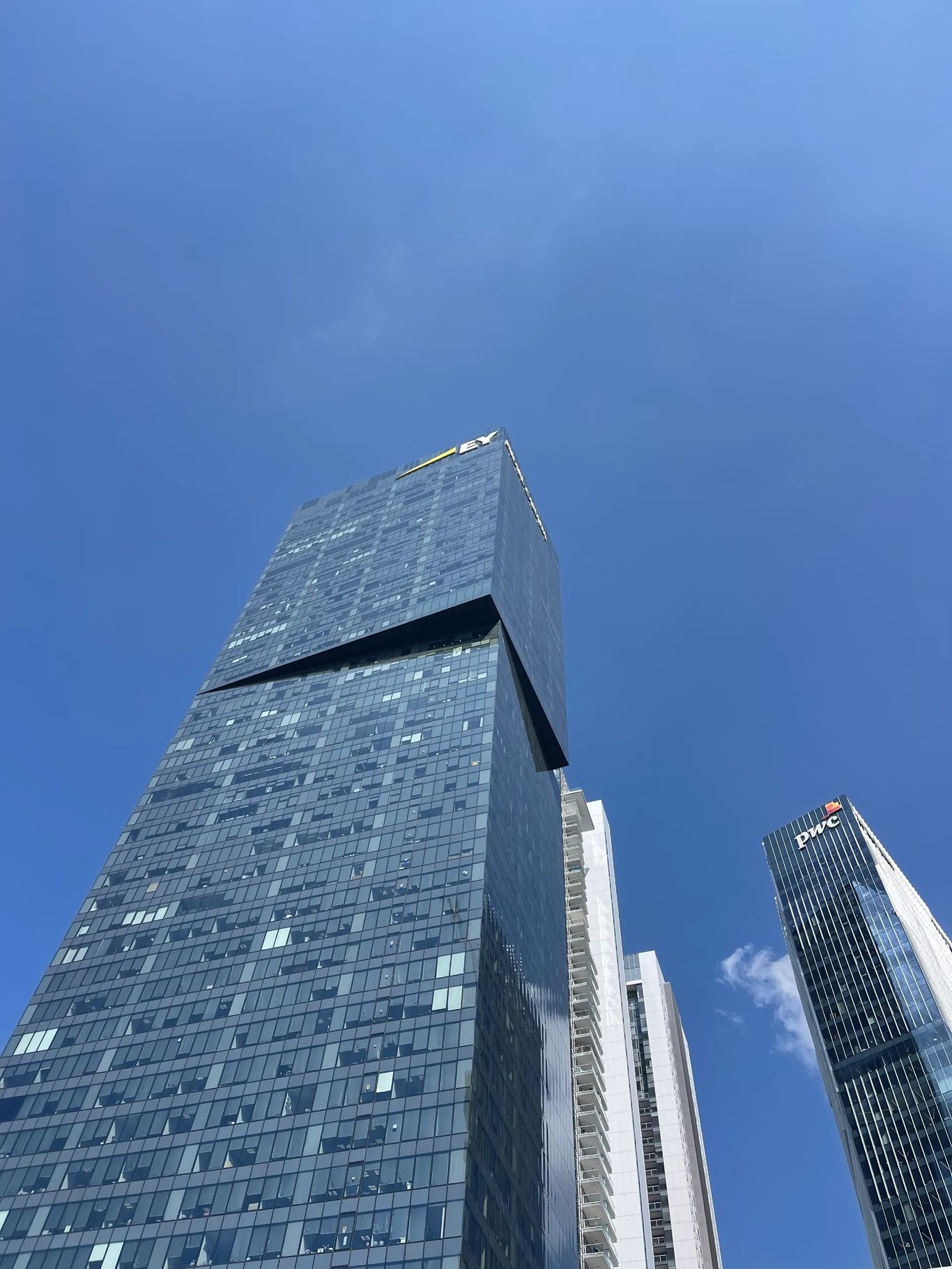 בניין משרדים בתל אביב - מגדל מידטאון Midtown TLV בדרך מנחם בגין 144, תל אביב - תמונה 1