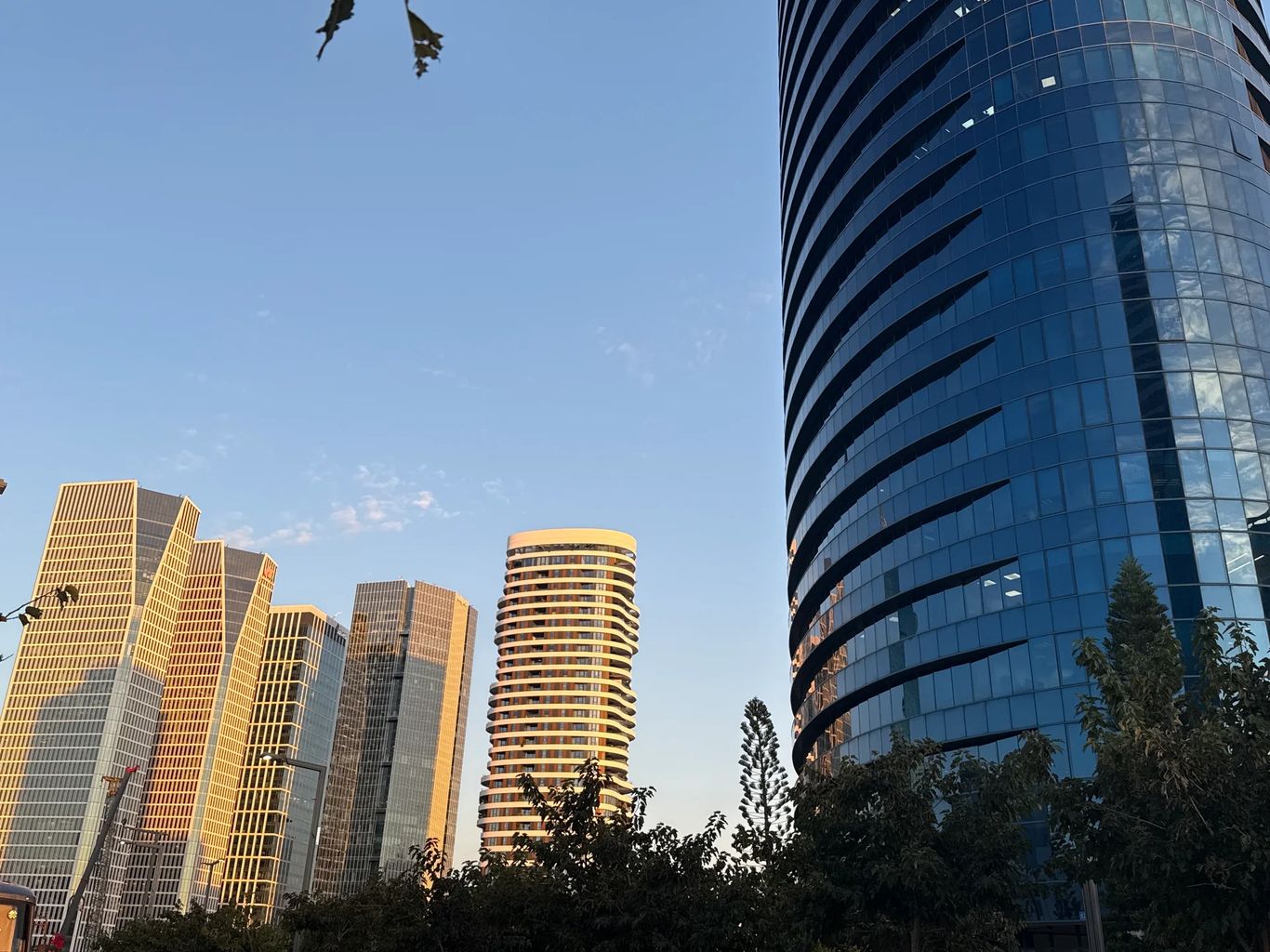 בניין משרדים בתל אביב - מגדל סונול | Sonol Tower בדרך מנחם בגין 52, Tel Aviv-Yafo, Israel - תמונה 1