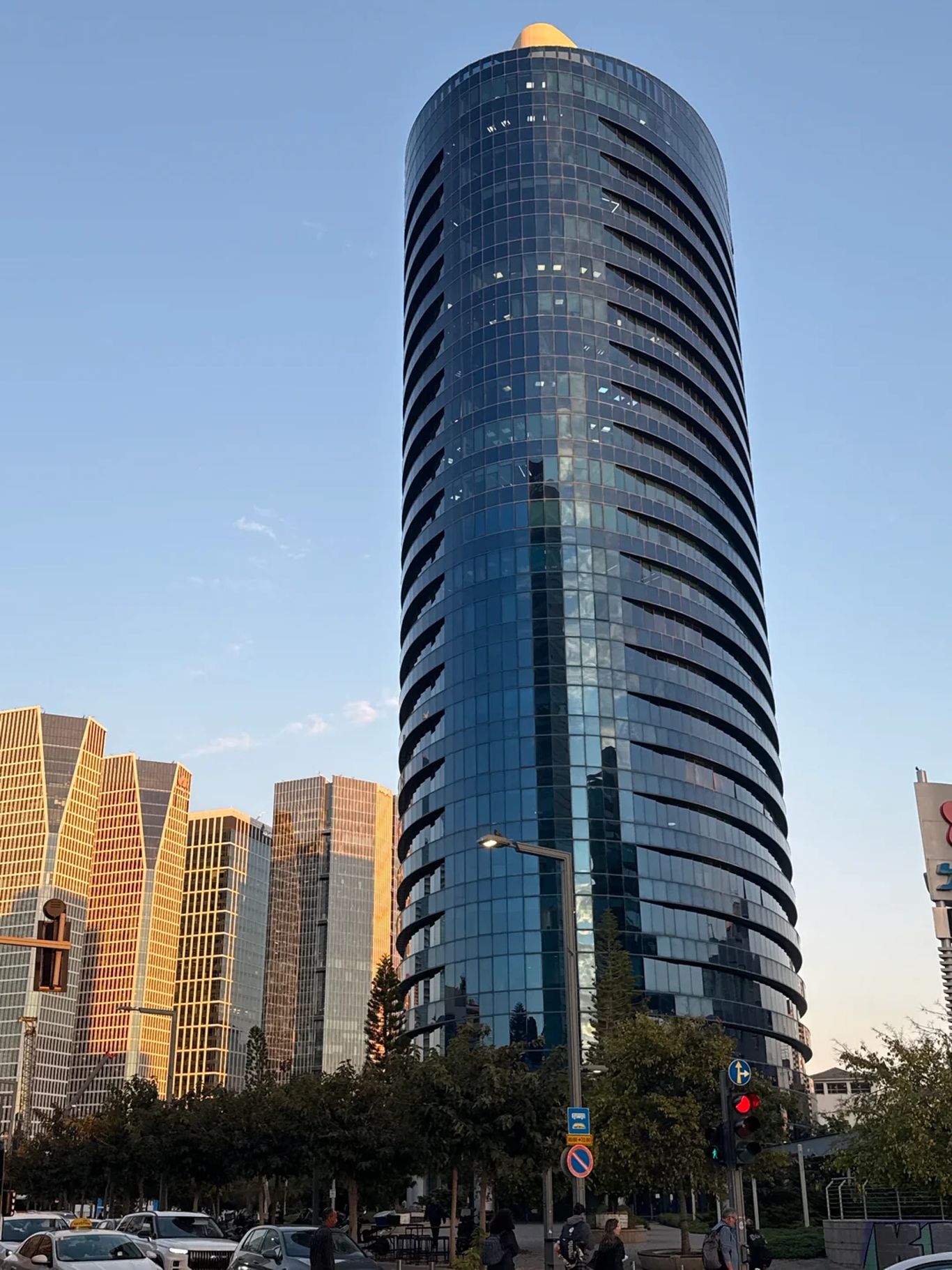 בניין משרדים בתל אביב - מגדל סונול | Sonol Tower בדרך מנחם בגין 52, Tel Aviv-Yafo, Israel - תמונה 3