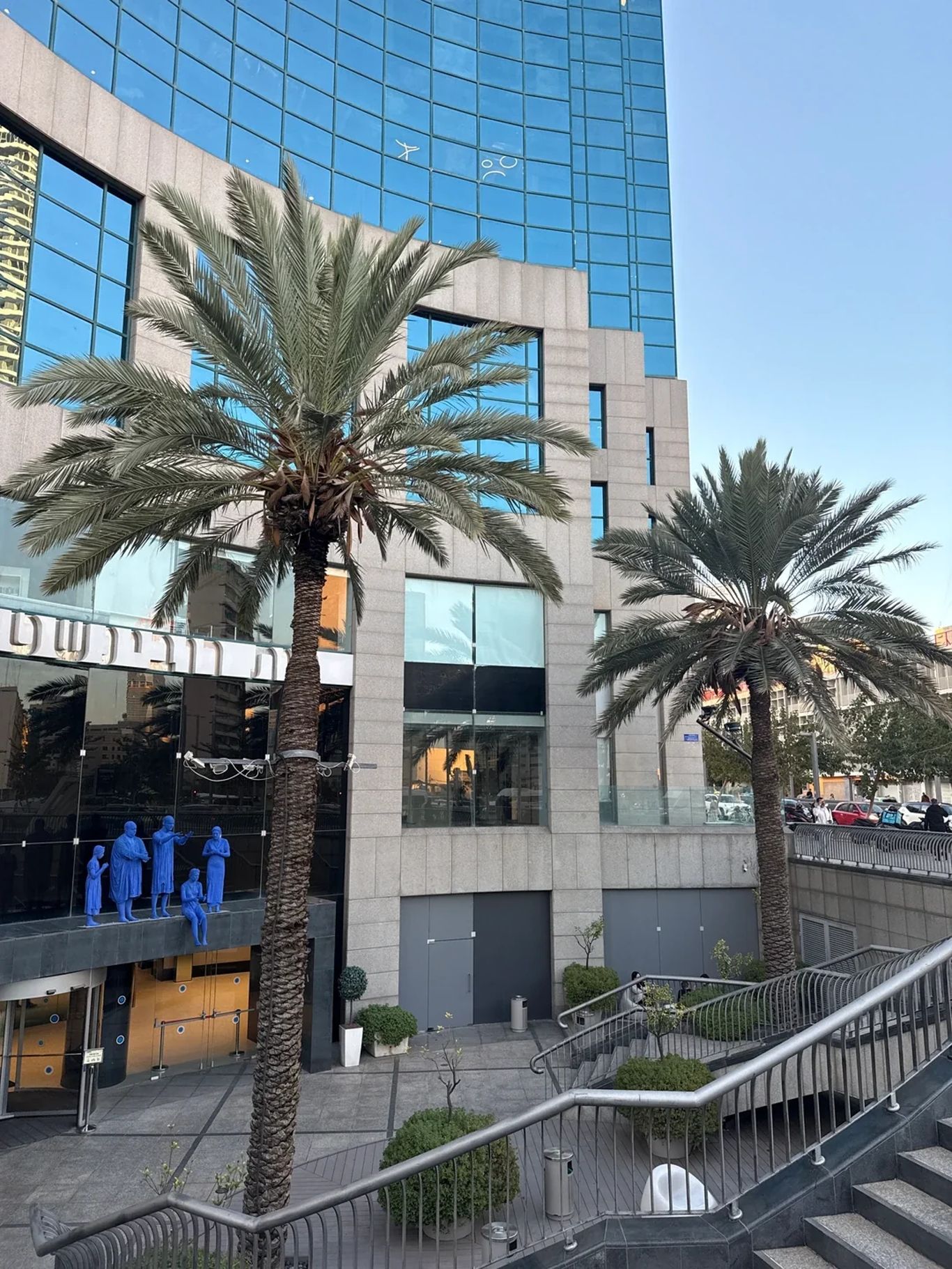 בניין משרדים בתל אביב - מגדל רובינשטיין | Rubinstein Tower בדרך מנחם בגין 37, Tel Aviv-Yafo, Israel - תמונה 4