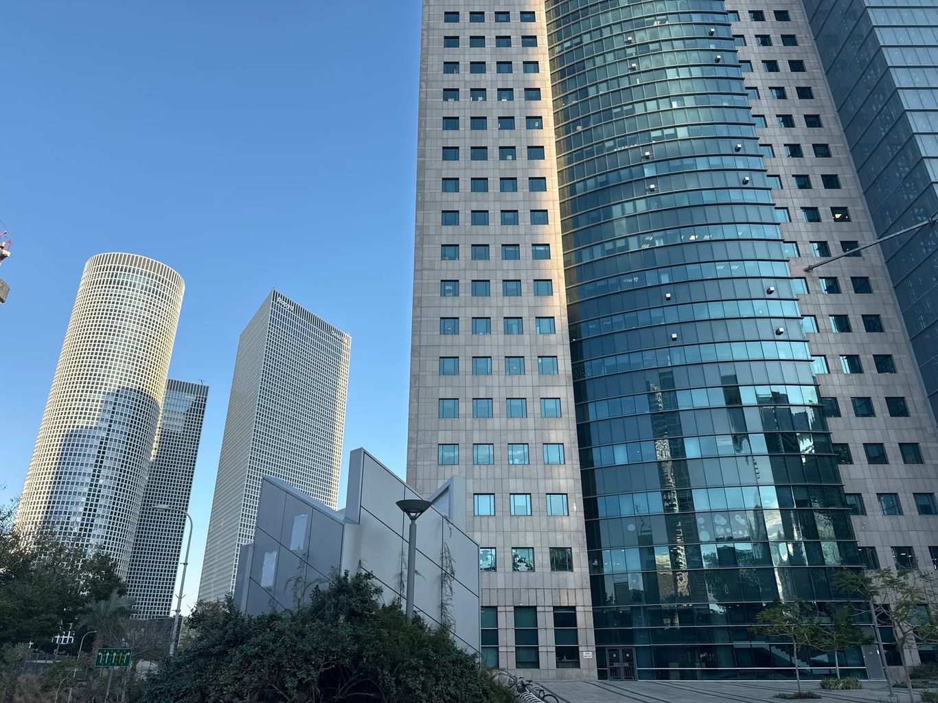בניין משרדים בתל אביב - מגדל היובל | HaYovel Tower בדרך מנחם בגין 125, Tel Aviv-Yafo, Israel - תמונה 4