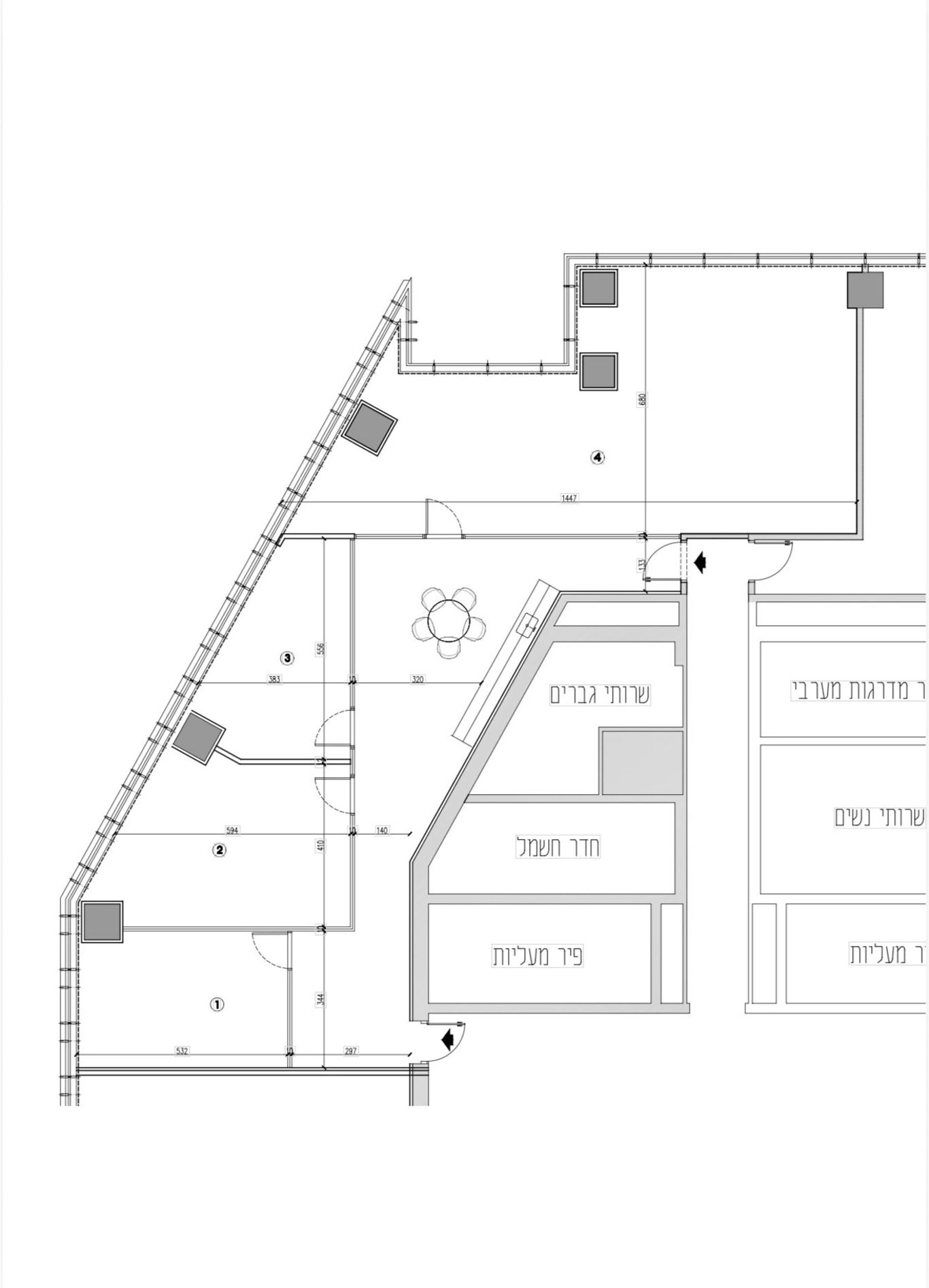 תוכנית קומה 1 - משרדים ברמת גמר גבוהה מאוד | נוף לים