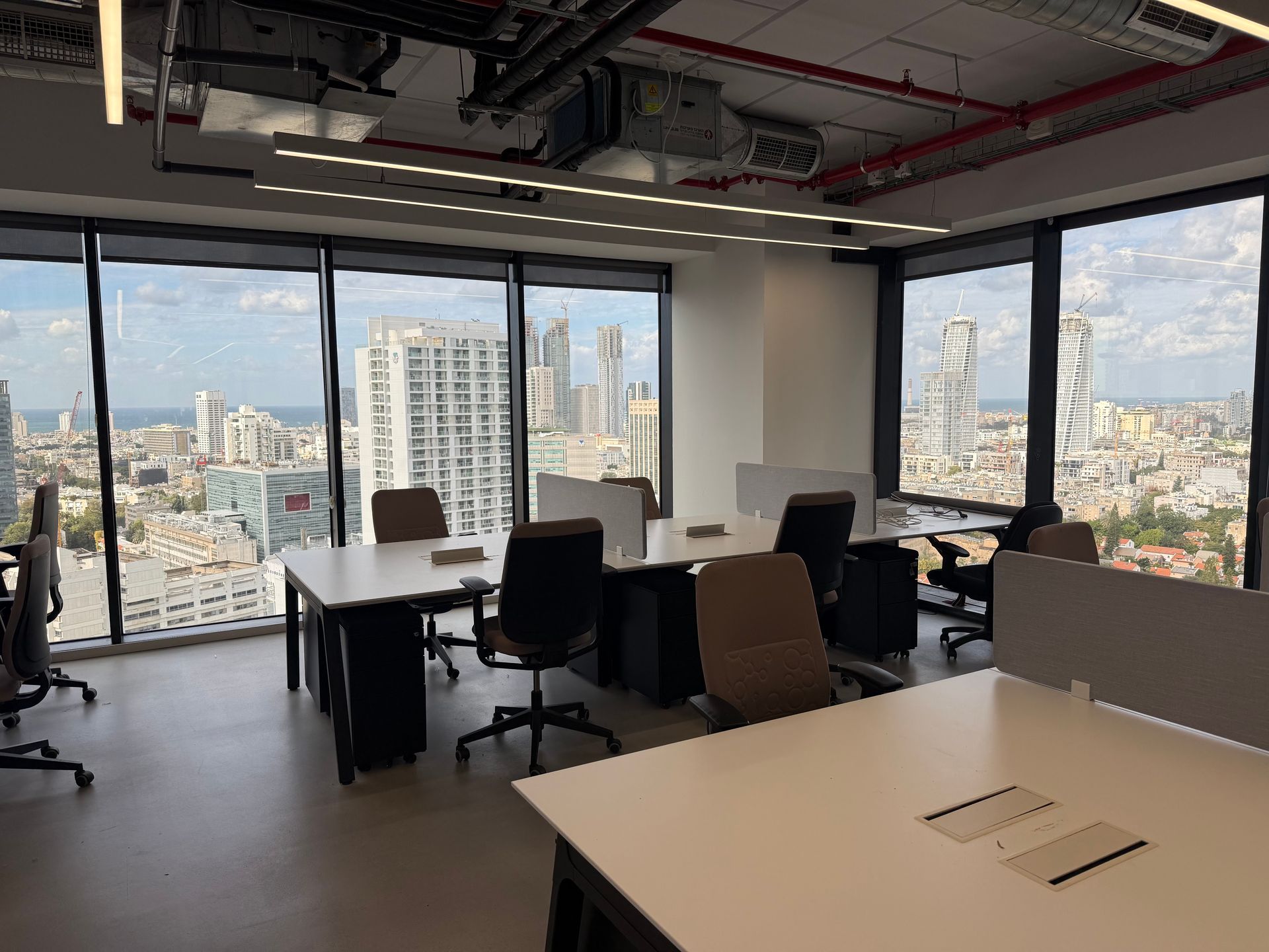 נכס להשכרה בתל אביב - משרדים עם אופן ספייס ונוף לים במגדל מידטאון במגדל מידטאון | Midtown TLV Tower | מתחם מידטאון והצפון החדש תל אביב