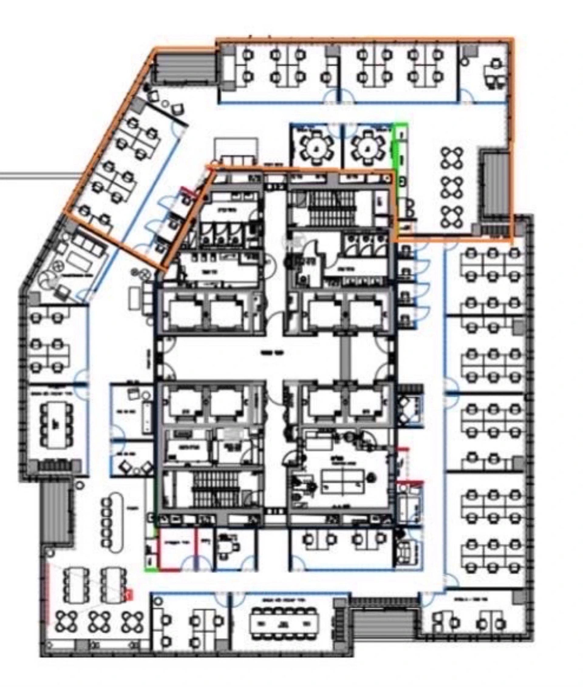 תוכנית קומה 1 - סאבליס פלאג אנד פליי מחולק לחדרי צוותים